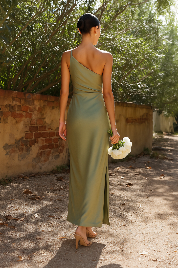 Vannessa | Elegante Satijnen One-Shoulder Avondjurk