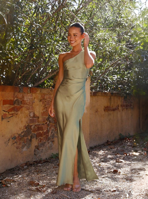 Vannessa | Elegante Satijnen One-Shoulder Avondjurk